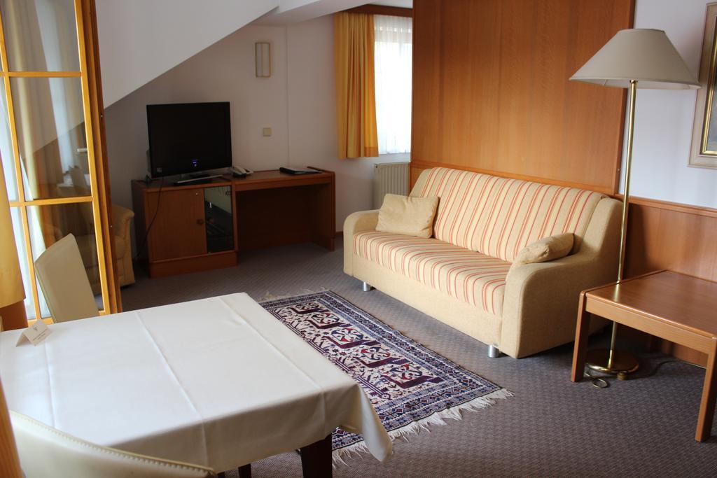 Seehotel Paulitsch Velden am Woerthersee Room photo
